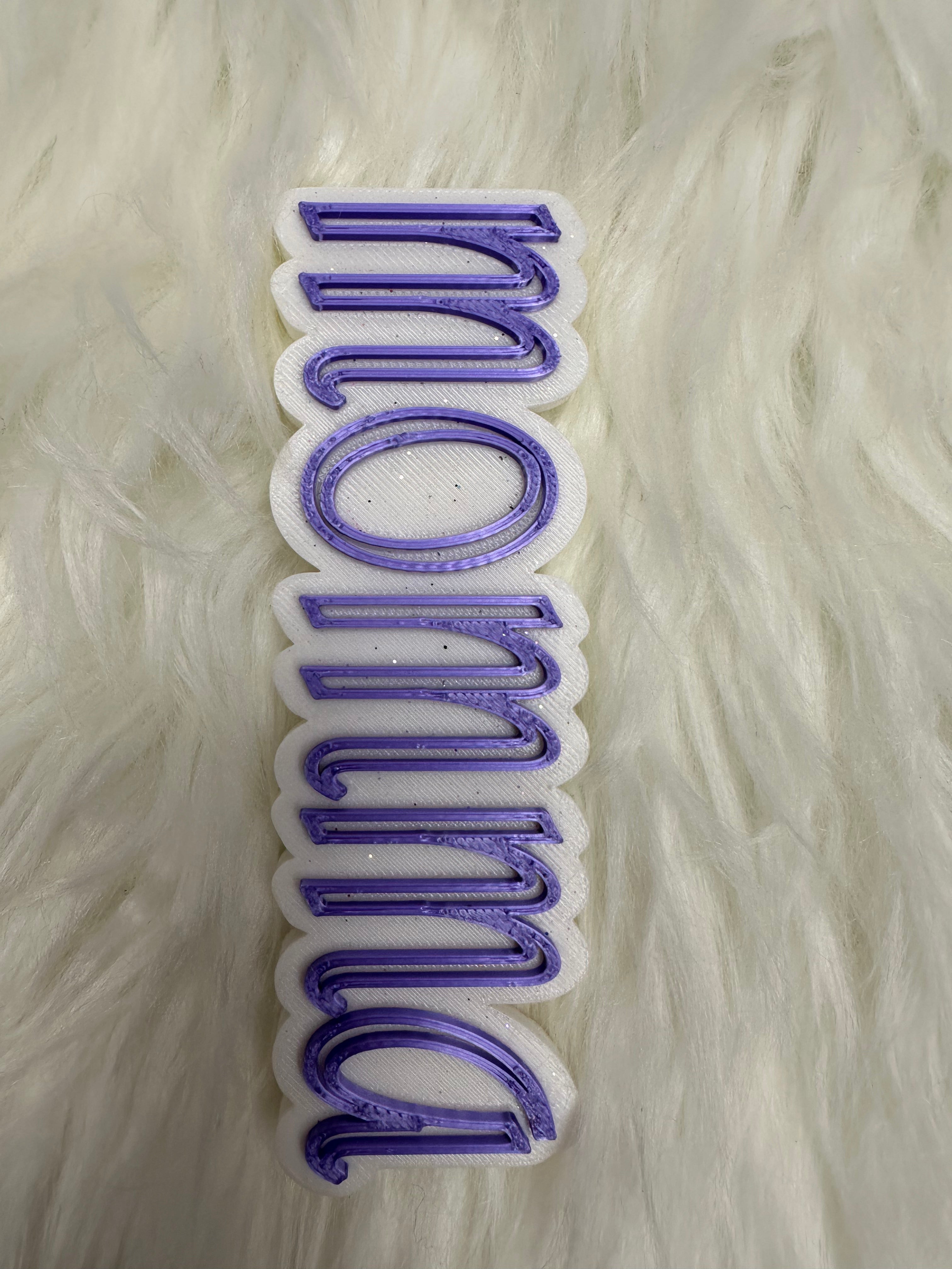 Tumbler Garnish: Momma or Mama on your tumbler