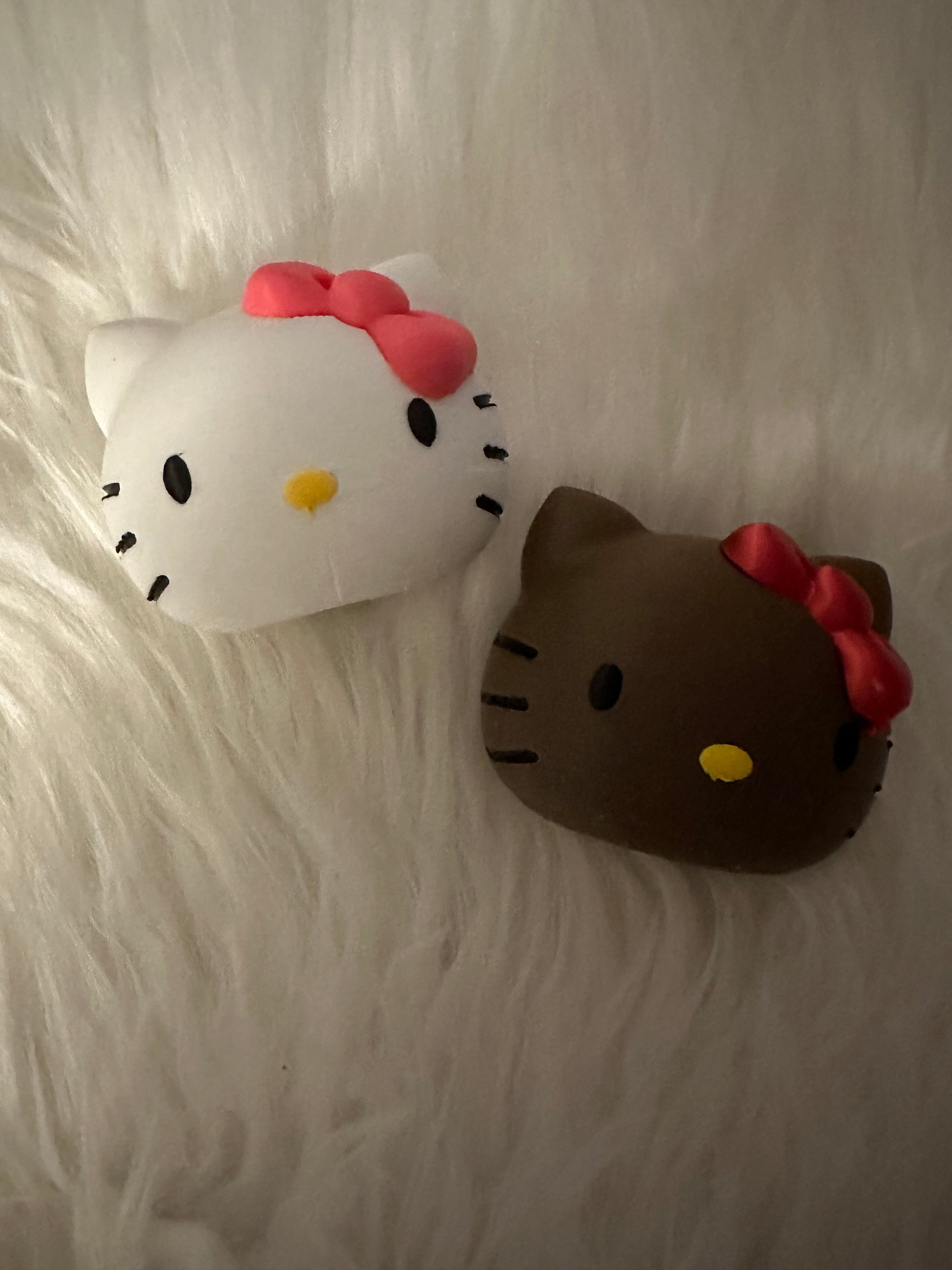 Tumbler Toppers: H Kitty White or Brown 20, 30, & 40 oz Stanley pink or purple bow