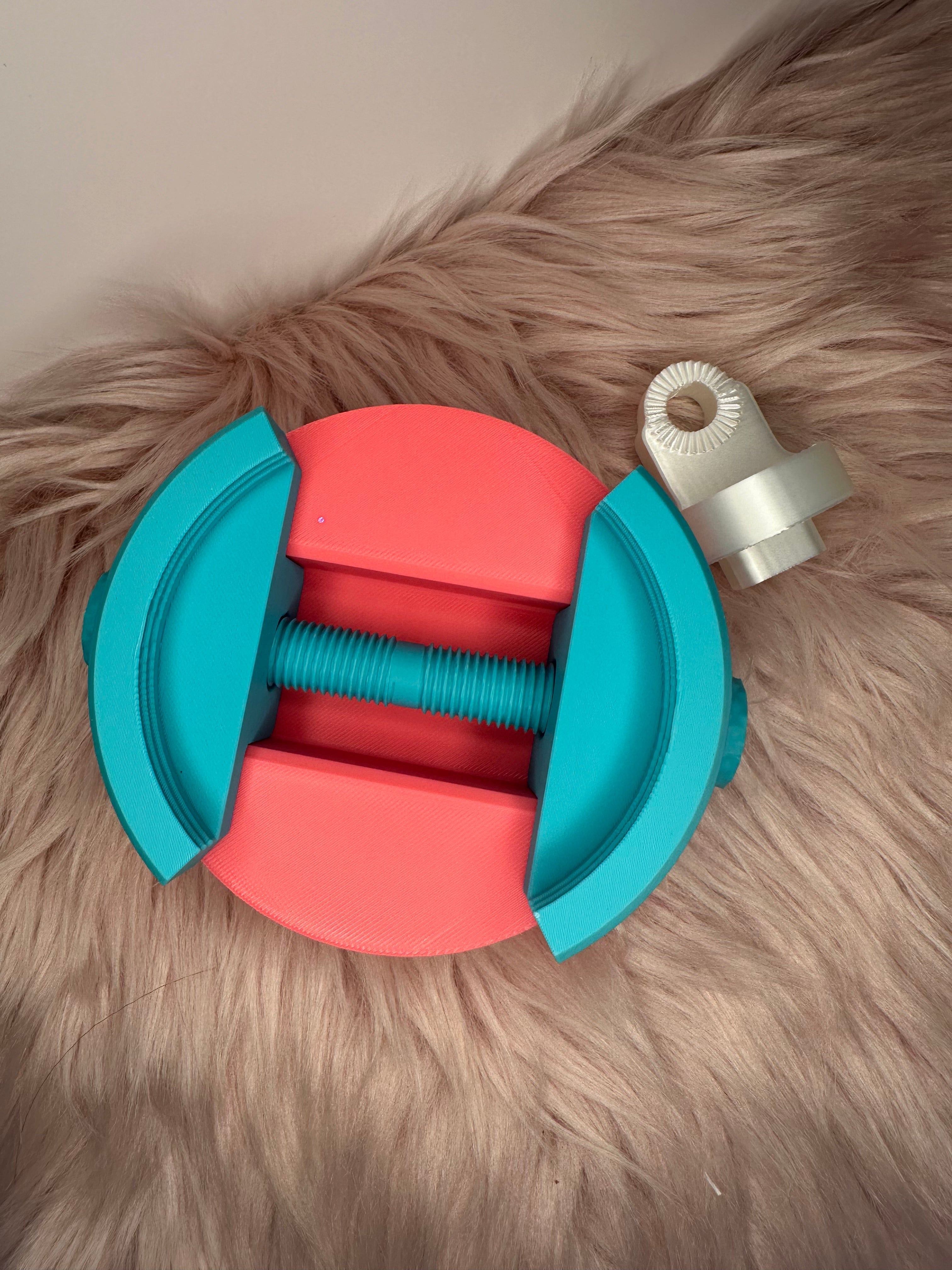 MAX Tumbler Lid Holder (Magnetic)