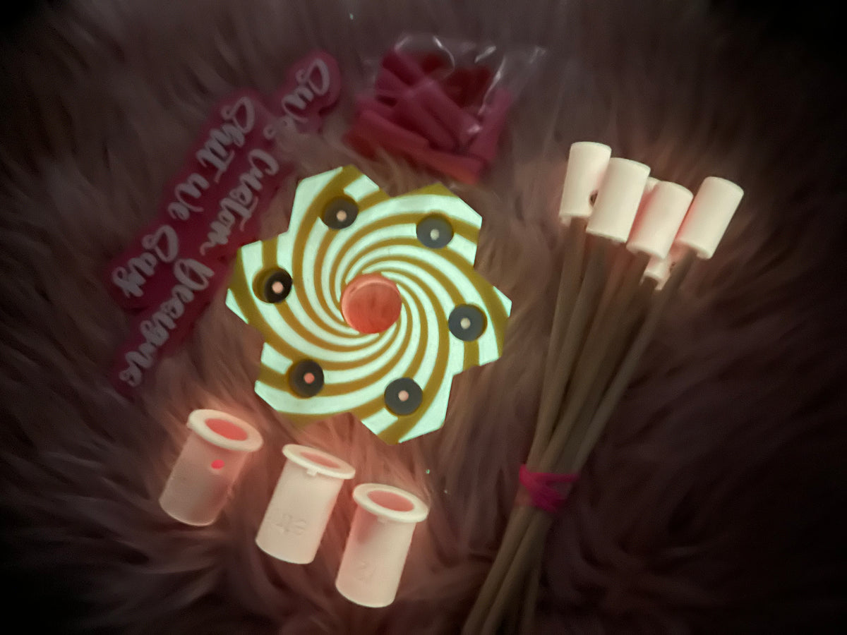 6 Pen Basic Turner Set GLOW IN THE DARK - LIMITED EDITION