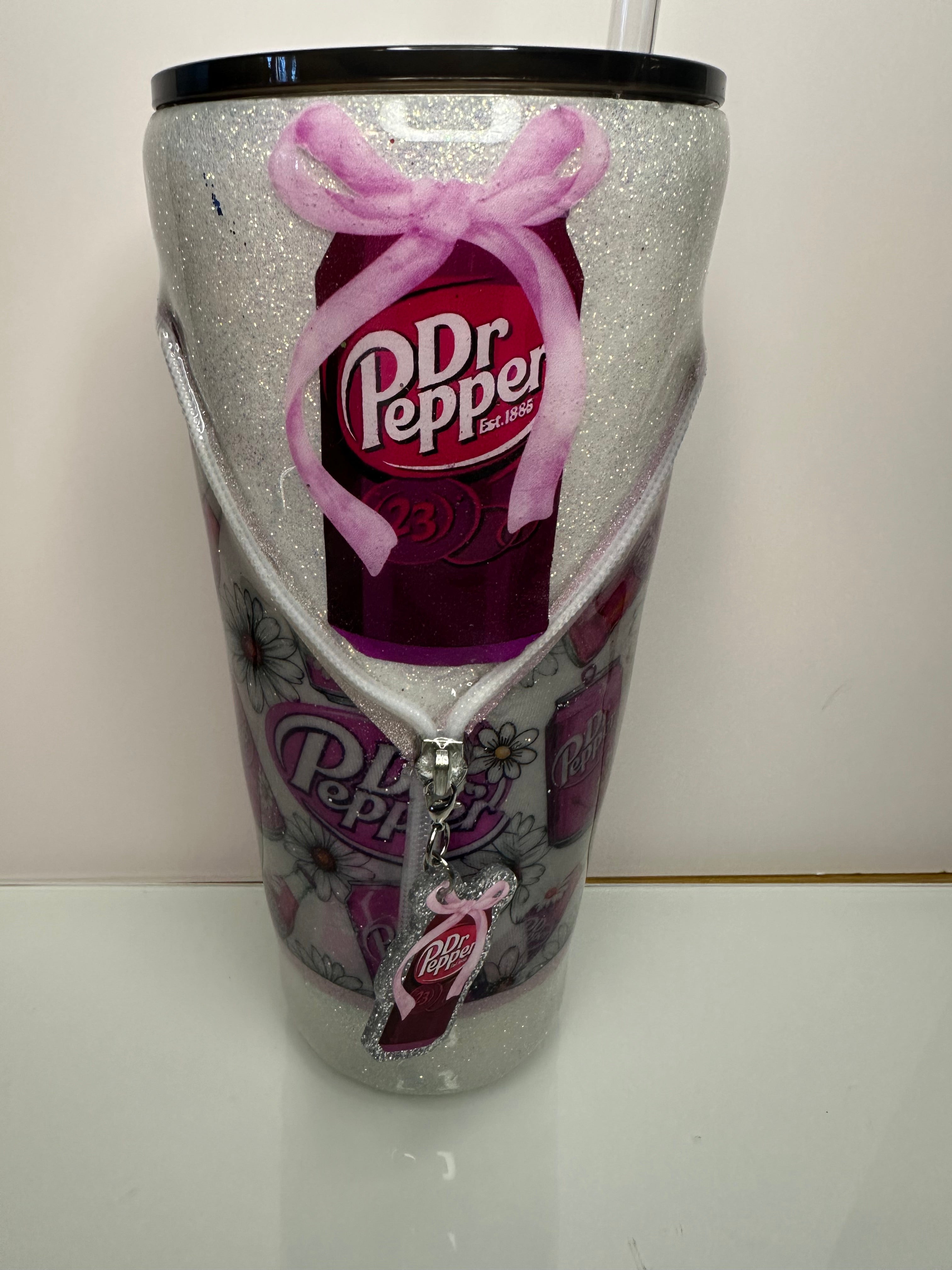 32 oz Slim Dr P Tumbler with Zipper