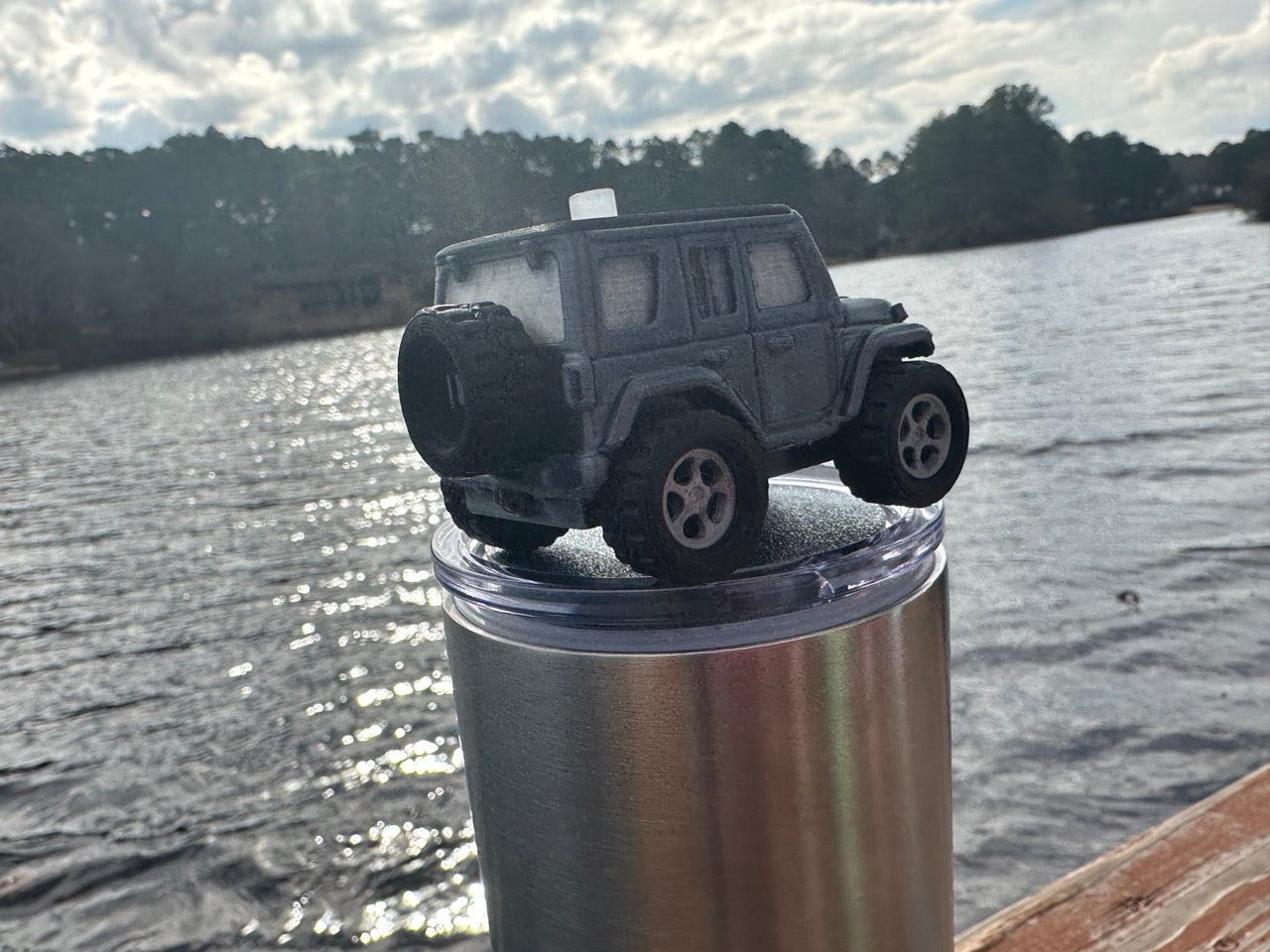 Tumbler Toppers: Jeep type cars - and they even roll!