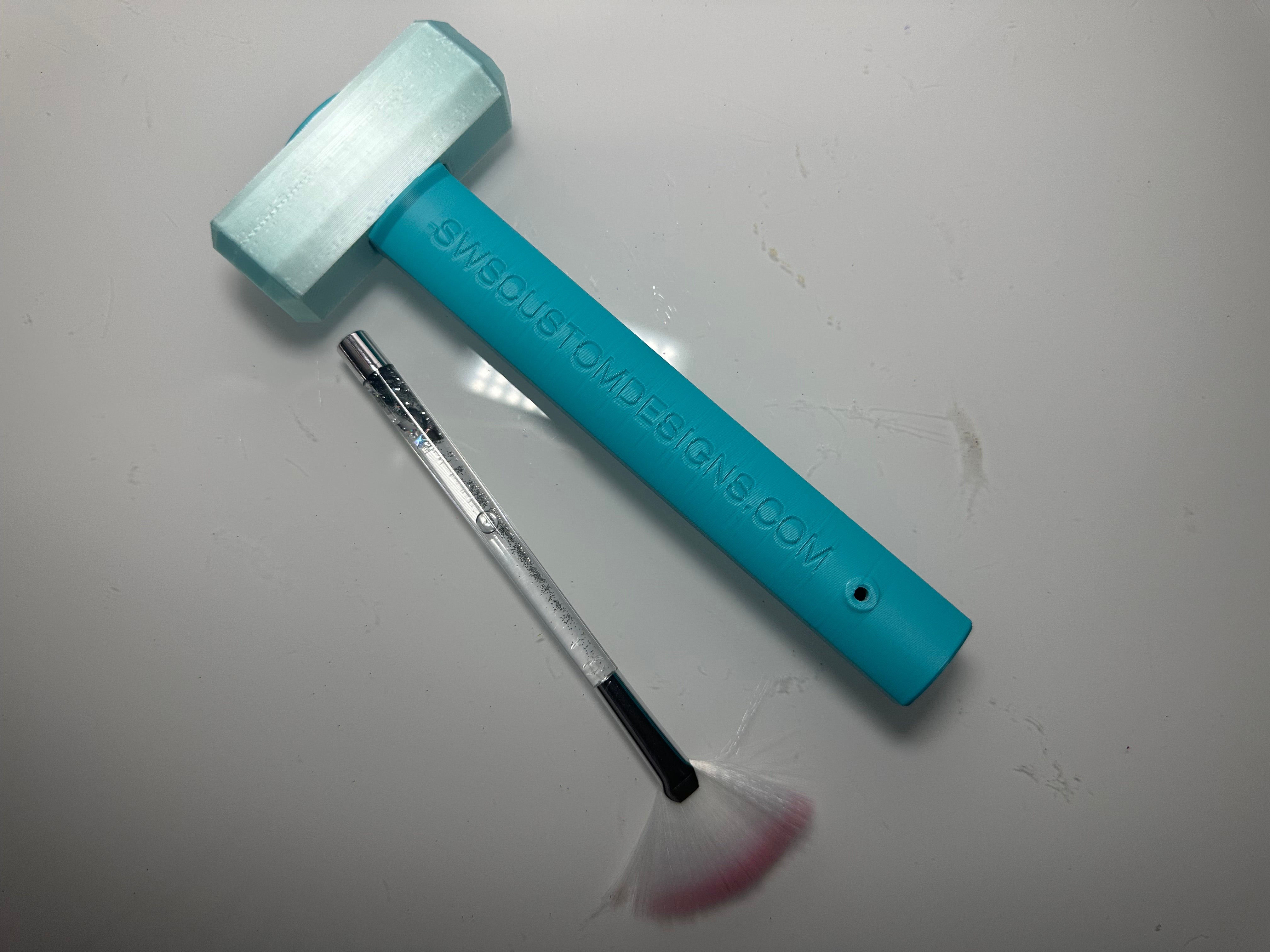 Crafting Hammer with Brush “The Bonker”