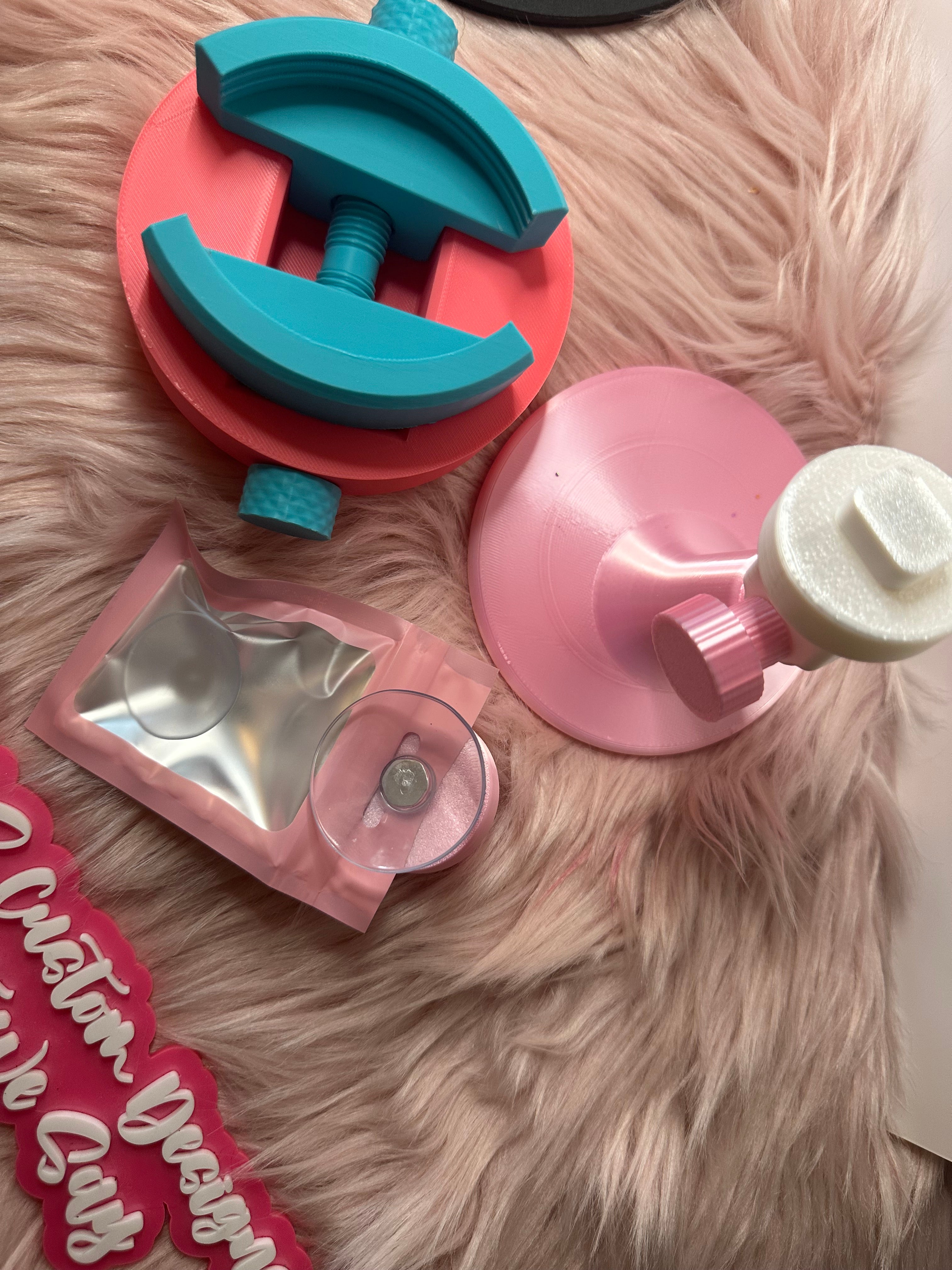 MAX Tumbler Lid Holder (Magnetic)