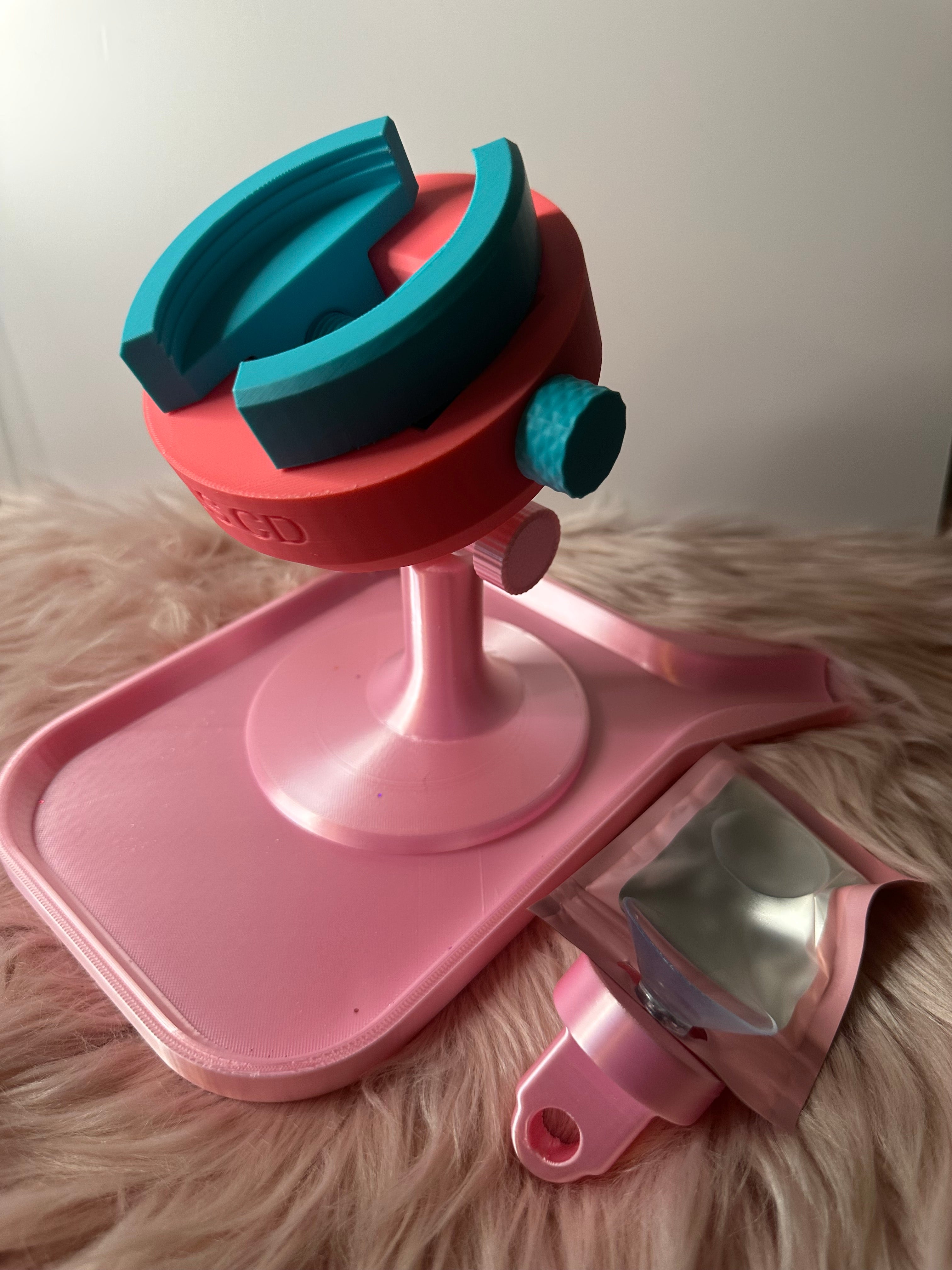 MAX Tumbler Lid Holder (Magnetic)