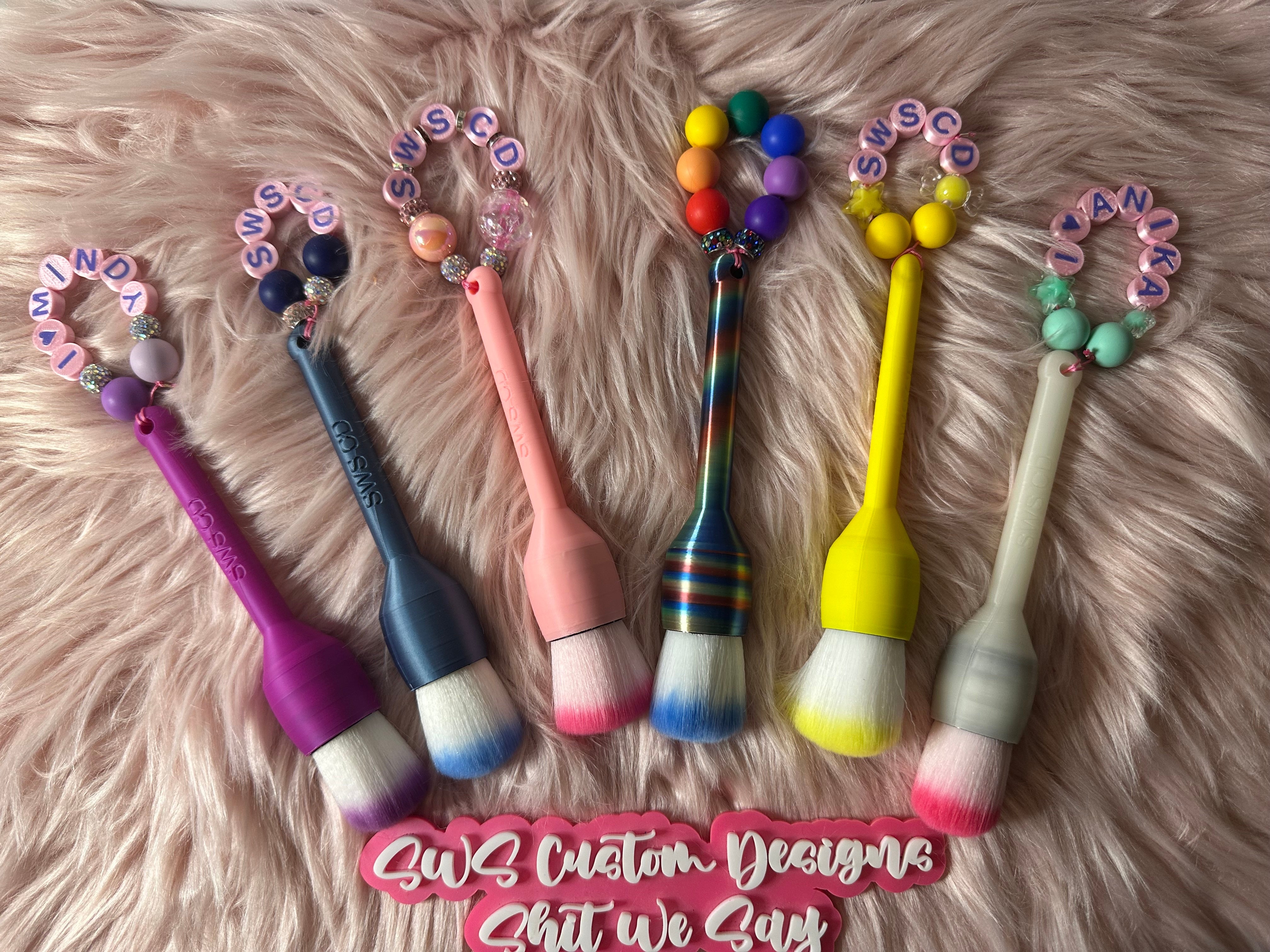 Glitter Brush - The Dawna