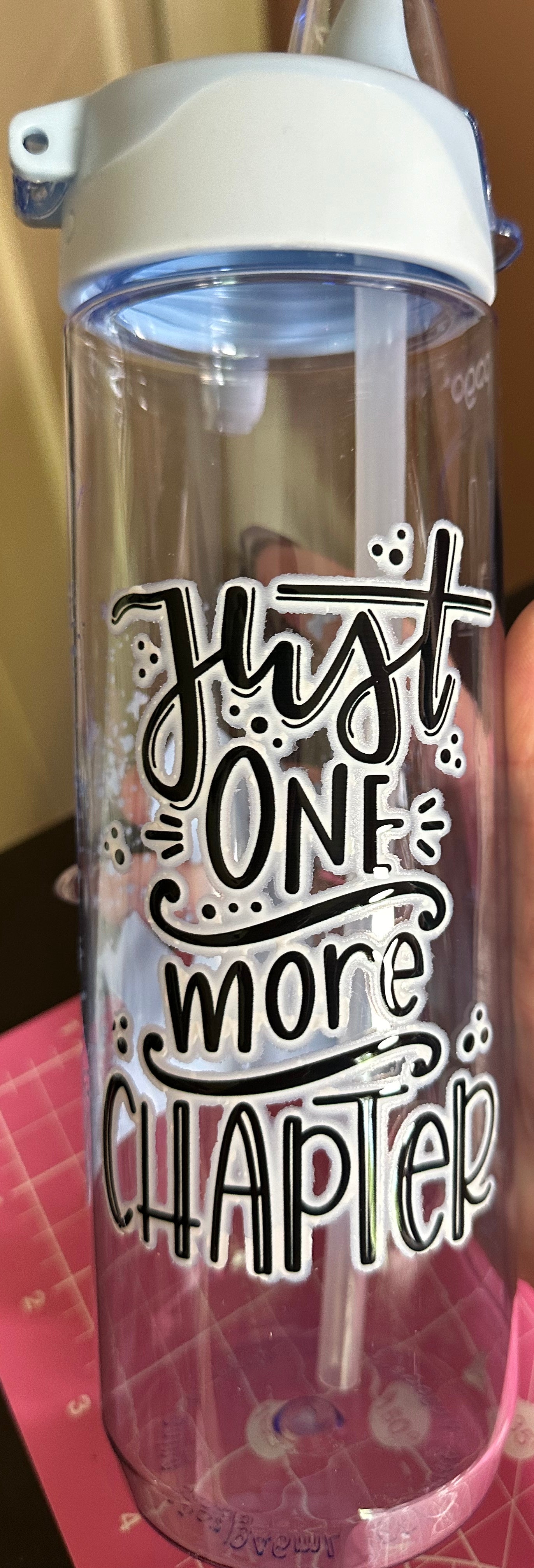 32 oz Just One More Chapter Water bottle